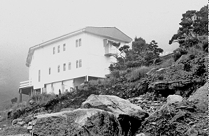 Mt. Kinabalu, Panar Laban Hut