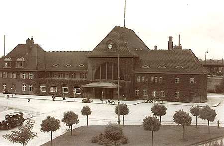 main station Köslin, old postcard